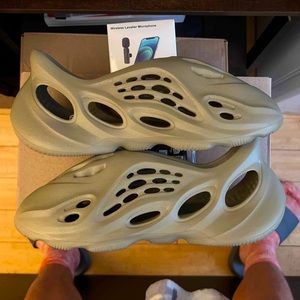 Yeezy Foam Runner Stone Salt mens size 12 New In Box